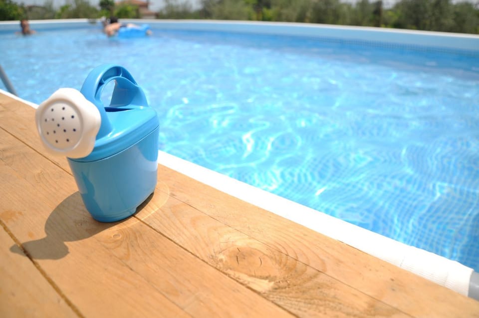 Swimming pool, Swimming pool