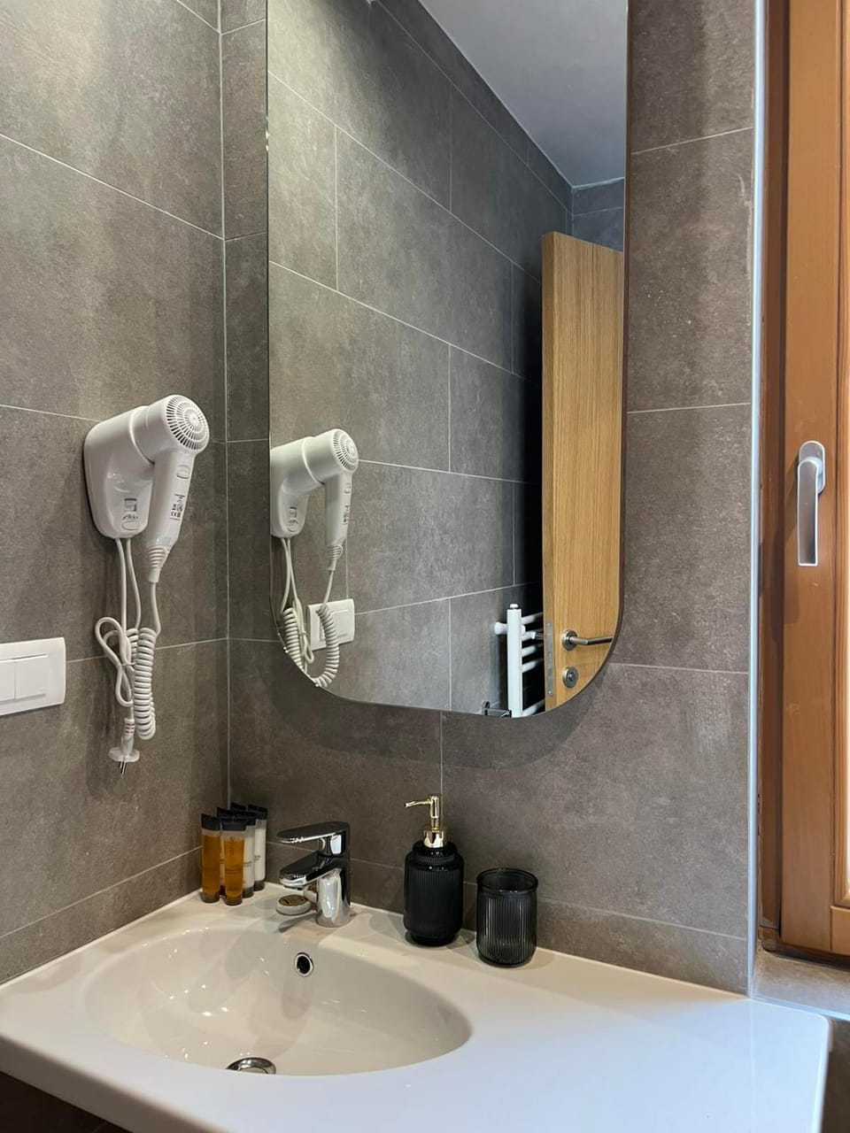 Shower, Bathroom, heating