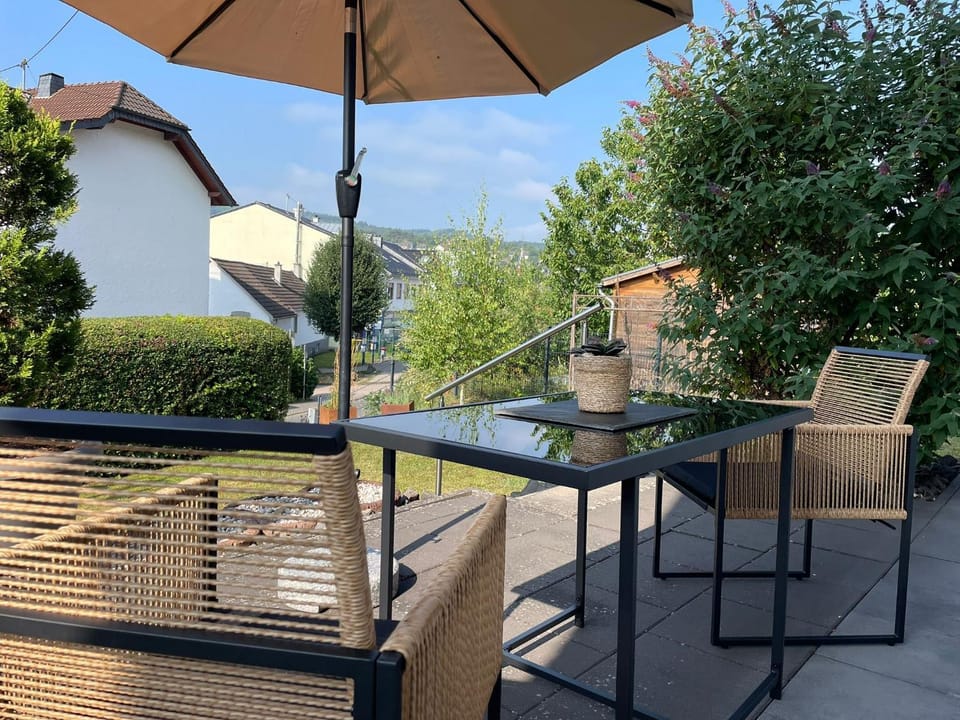 Garden, View (from property/room), Balcony/Terrace, Seating area, Garden view