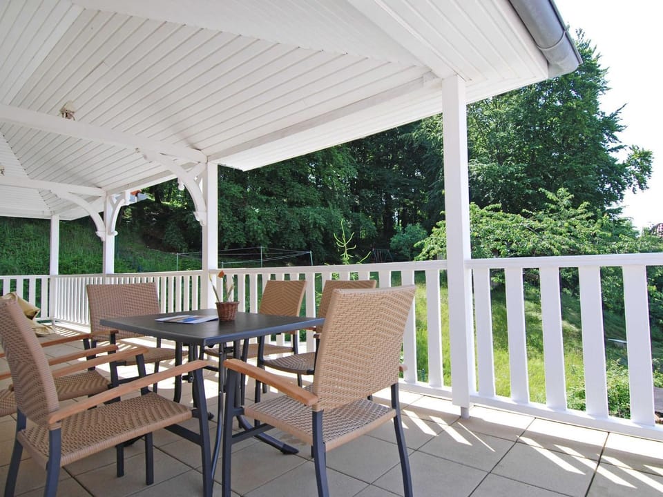 Villa Li - Penthouse Apartment in Sellin