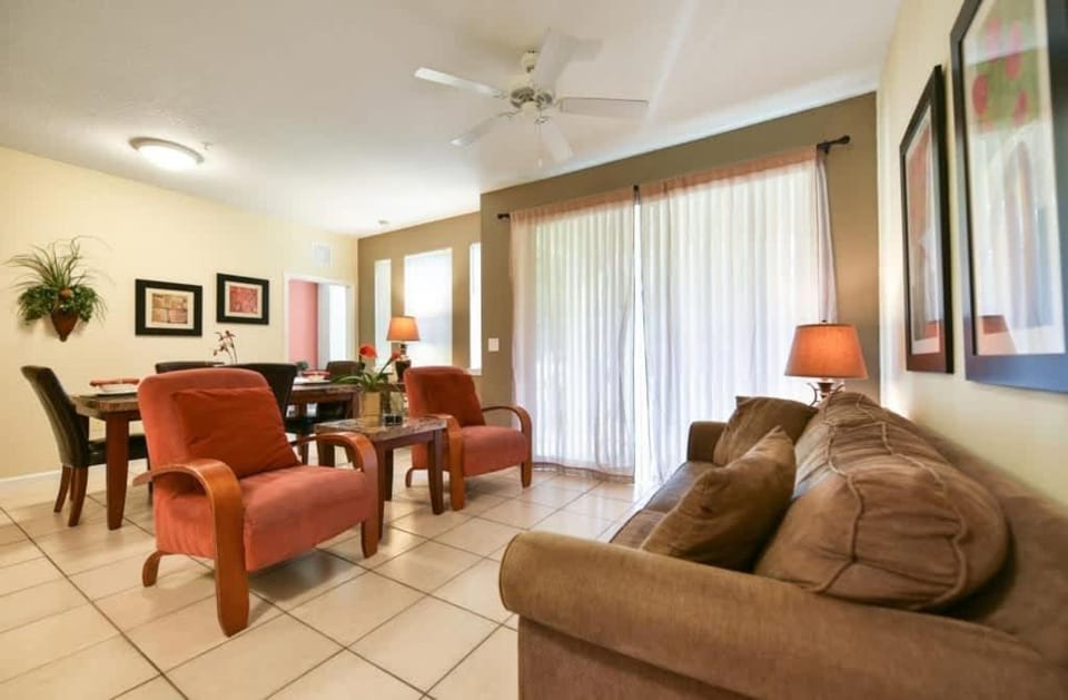 Resort Condo with all amenities needed-Cane Island House in Osceola County