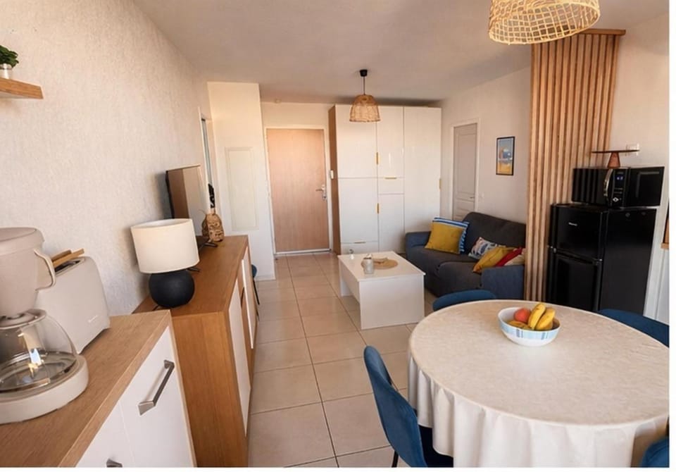 2ch Vue Marina & Mer - Grande Terrasse - Parking Apartment in Canet-en-Roussillon