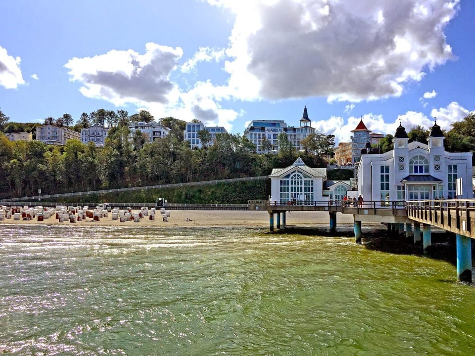 Property building, Nearby landmark, Neighbourhood, Beach, Sea view