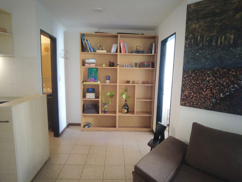 Library, Living room