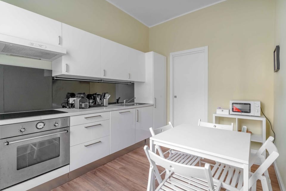 Green House San Siro M5 2 camere Netflix Apartment in Milan