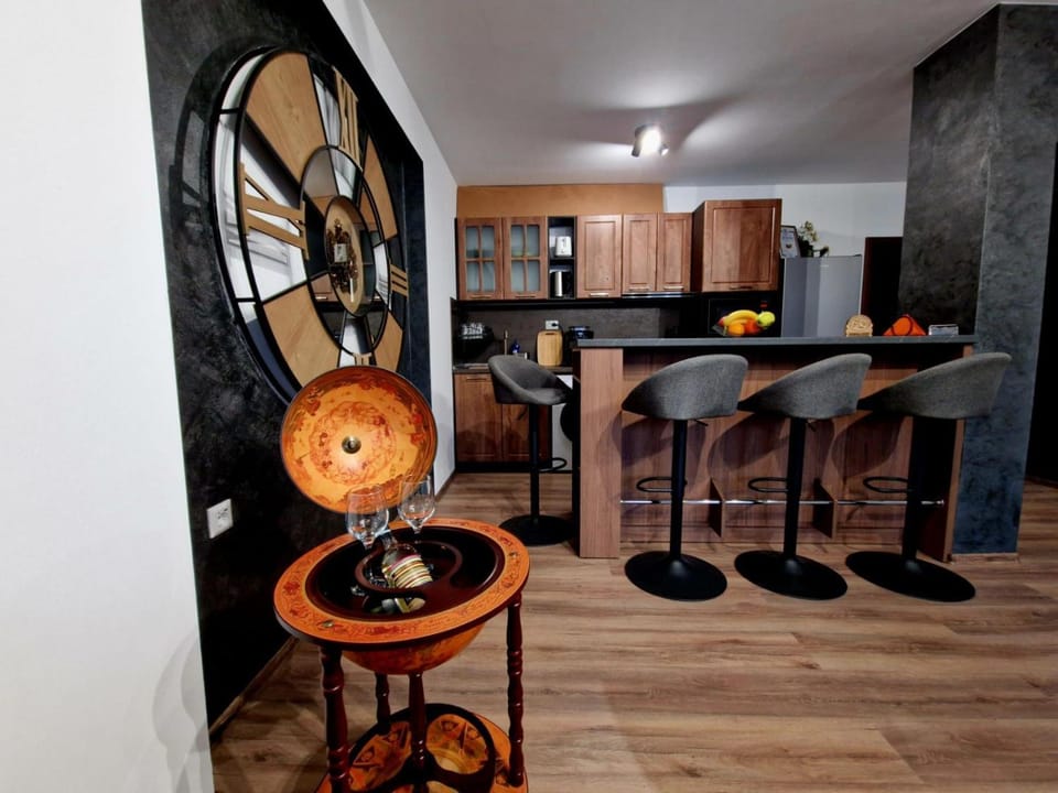 Lounge or bar, Breakfast, minibar