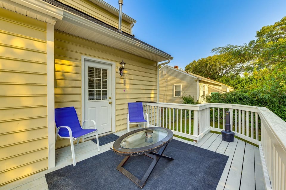 Richmond Home w/ Deck: 1 Mi to Richmond Raceway! House in Richmond
