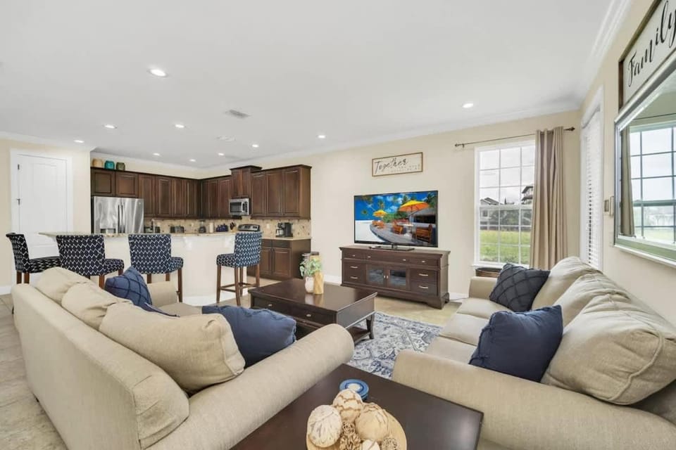 New Resort Lifestyle Escape House in Four Corners