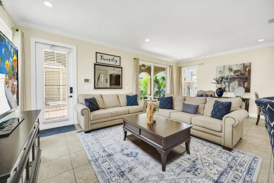 New Resort Lifestyle Escape House in Four Corners