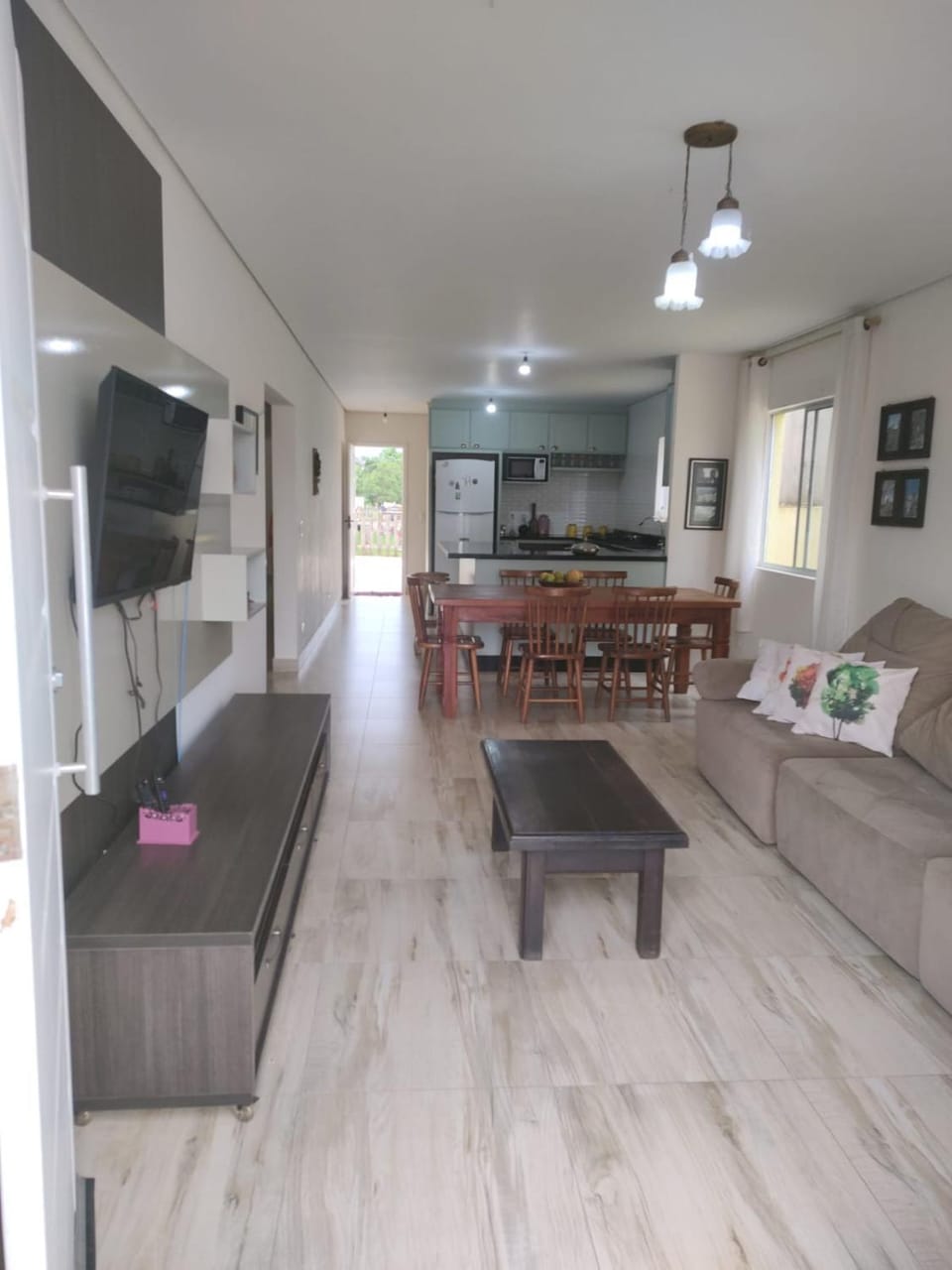 Communal lounge/ TV room, TV and multimedia, Kitchen or kitchenette, Living room, Dining area, Evening entertainment, oven