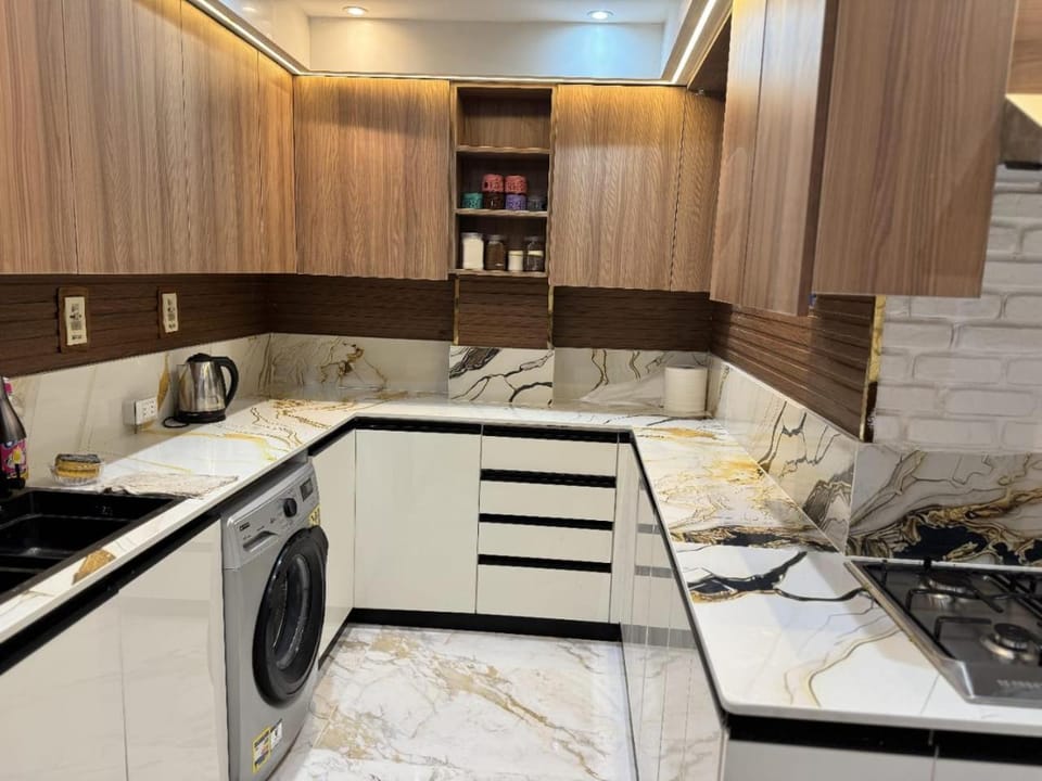 Coffee/tea facilities, Kitchen or kitchenette, washing machine