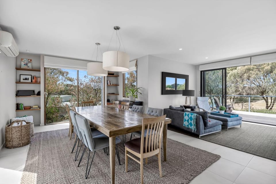 Luxury Sands Golf Escape with Pool and Views House in Torquay