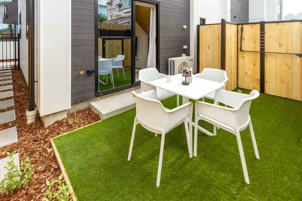 Patio, Day, Garden, Seating area, Garden view