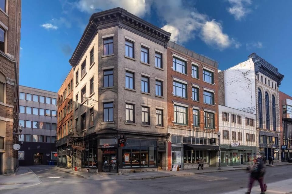Property building, Street view