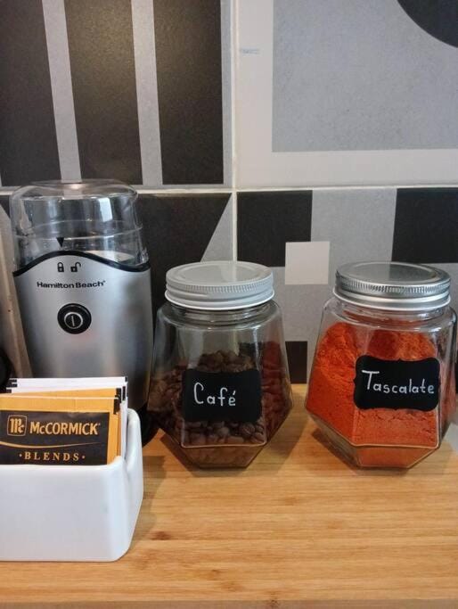 Coffee/tea facilities