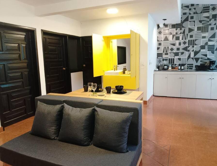 Living room, Seating area