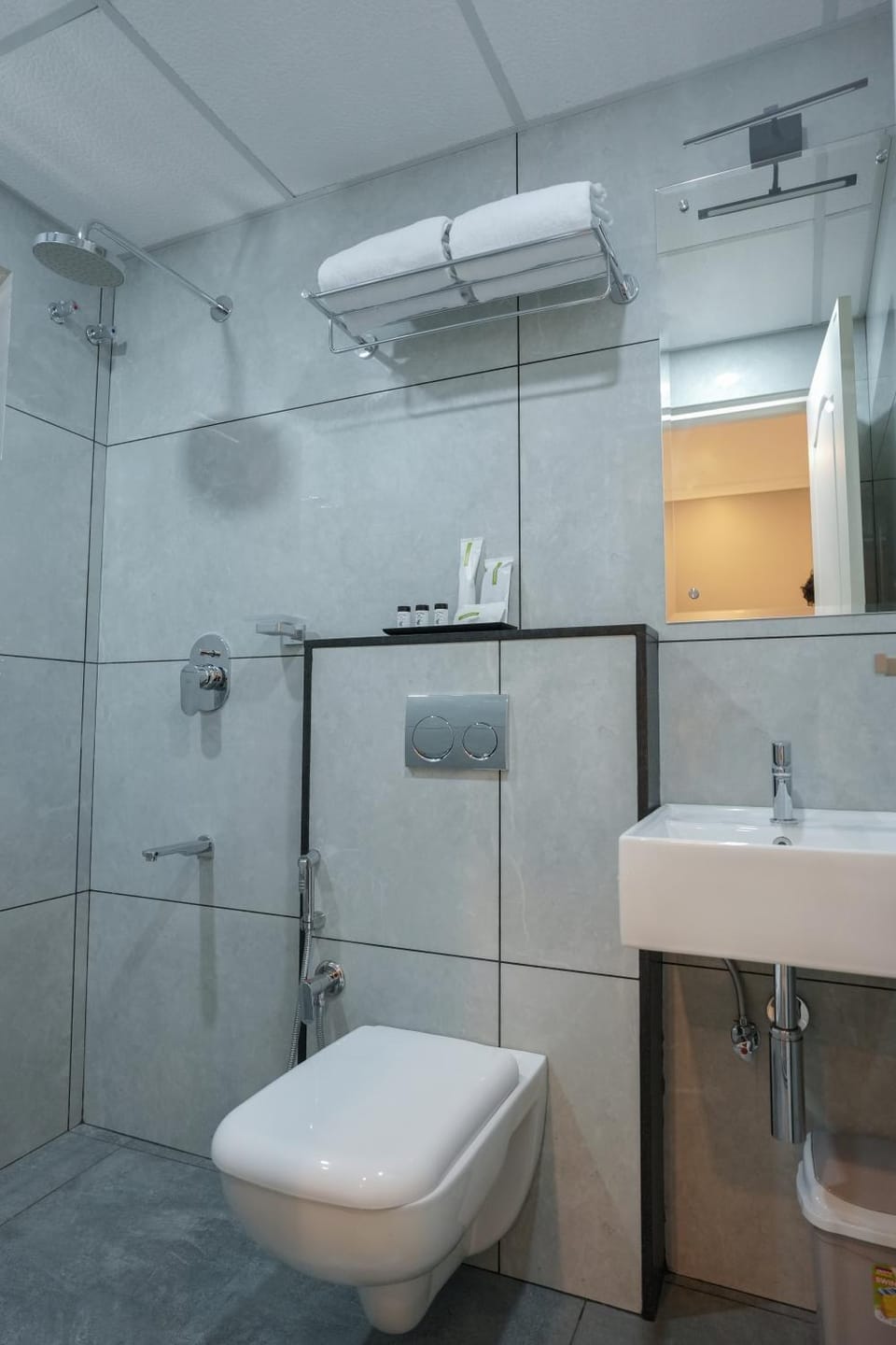 Shower, Toilet, Bathroom