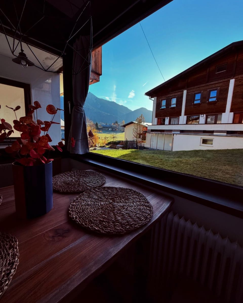 Gemütliches Apartment Seefeld and Chill CALM im Zentrum, Netflix & Wlan for free! Apartment in Seefeld