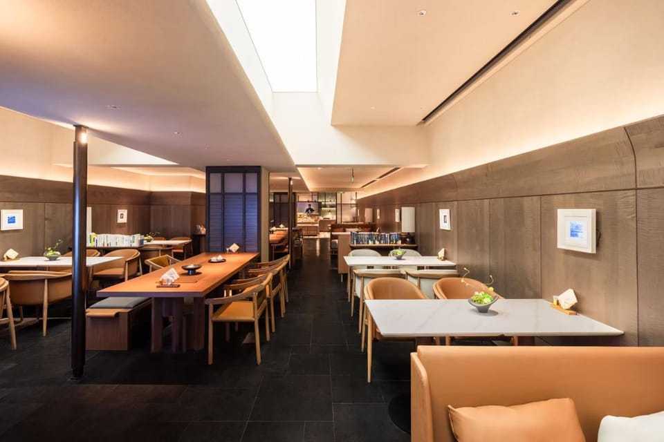 Restaurant/places to eat, Restaurant/places to eat