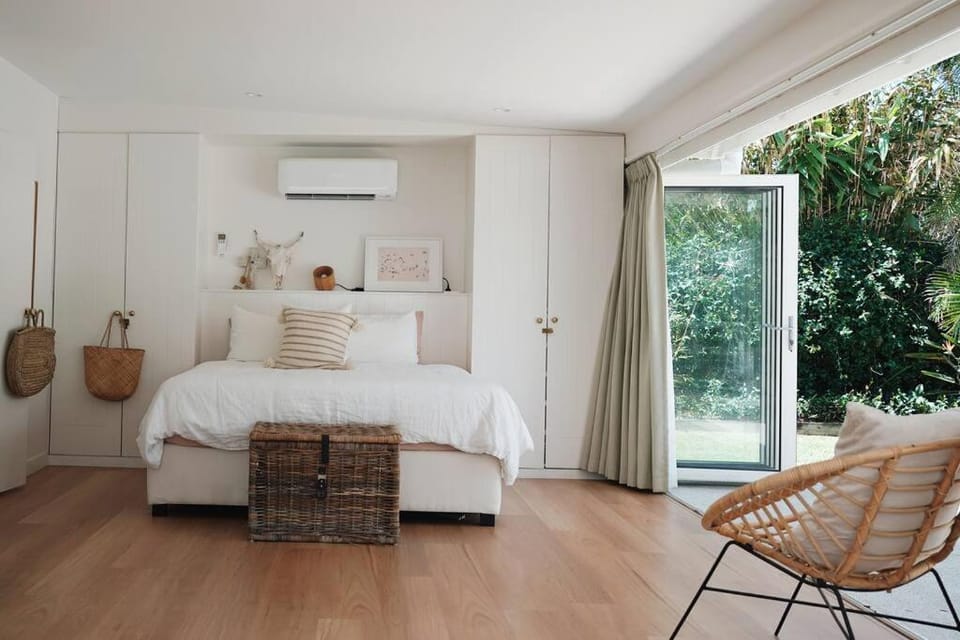 Bed, Photo of the whole room, Bedroom, Garden view, wardrobe, air conditioner