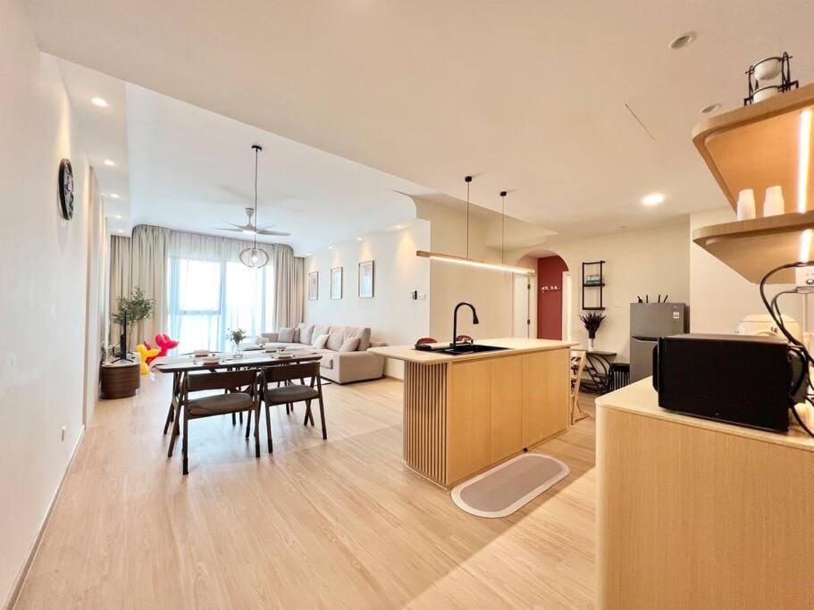 3BR Mosaic Midvalley Southkey w Bathtub Apartment in Johor Bahru