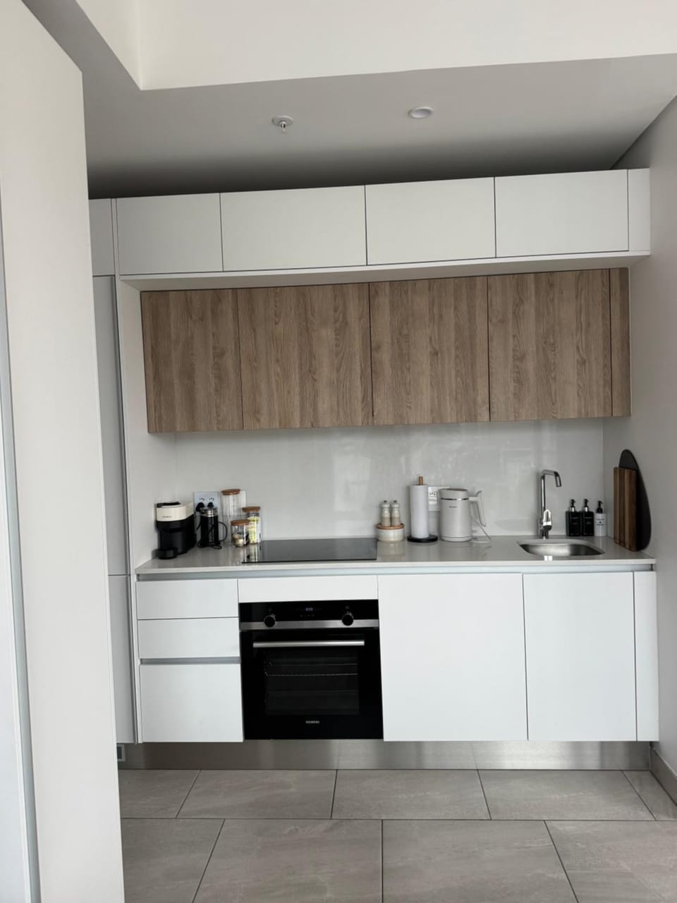 Rubik 2202A Apartment in Cape Town