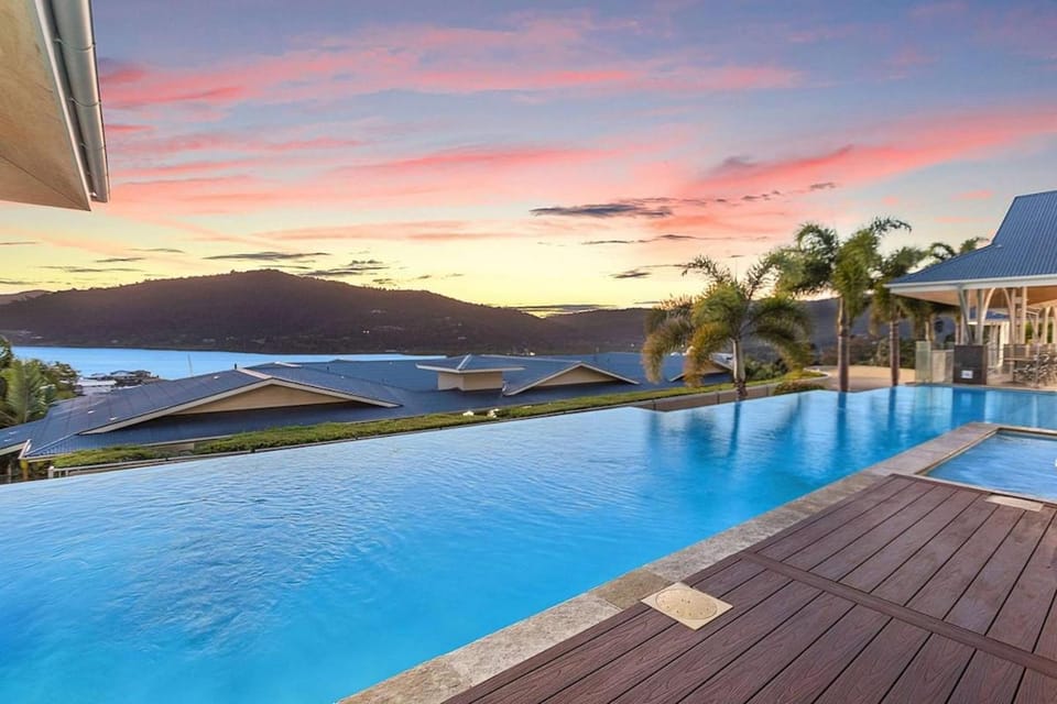 Club Airlie Apartment in Airlie Beach