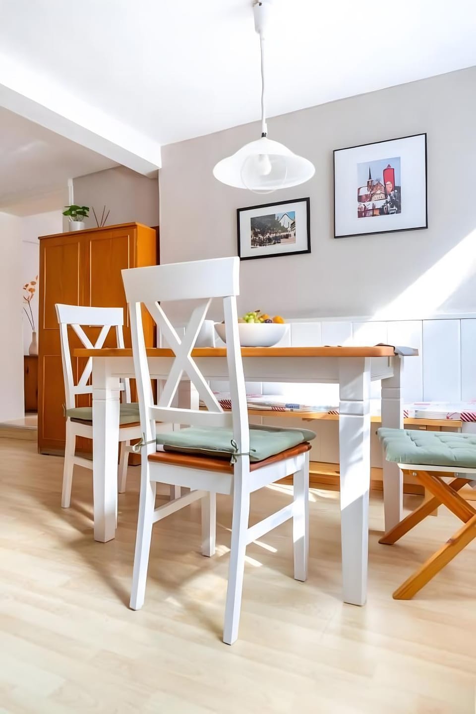 Property building, Kitchen or kitchenette, Living room
