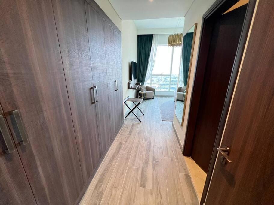Luxury 2BR Avani Palm View Apt Apartment in Dubai