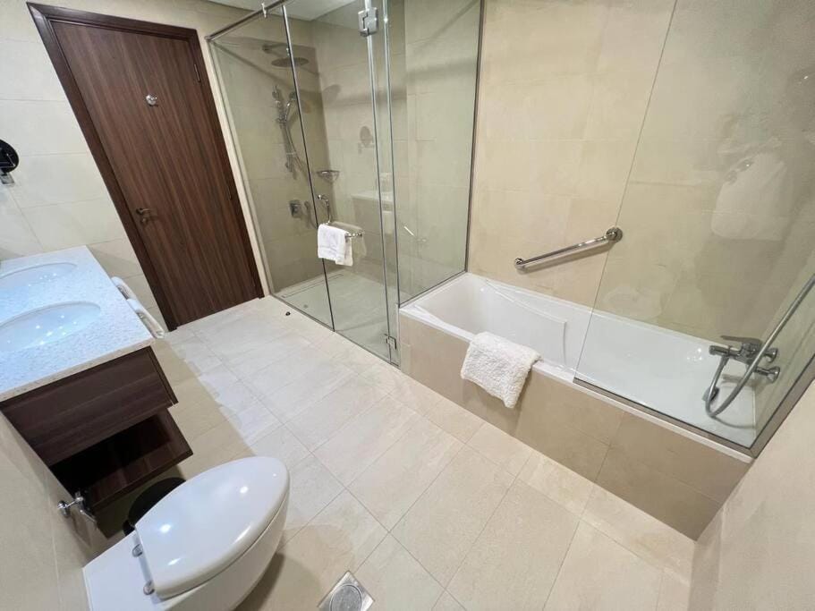 Luxury 2BR Avani Palm View Apt Apartment in Dubai
