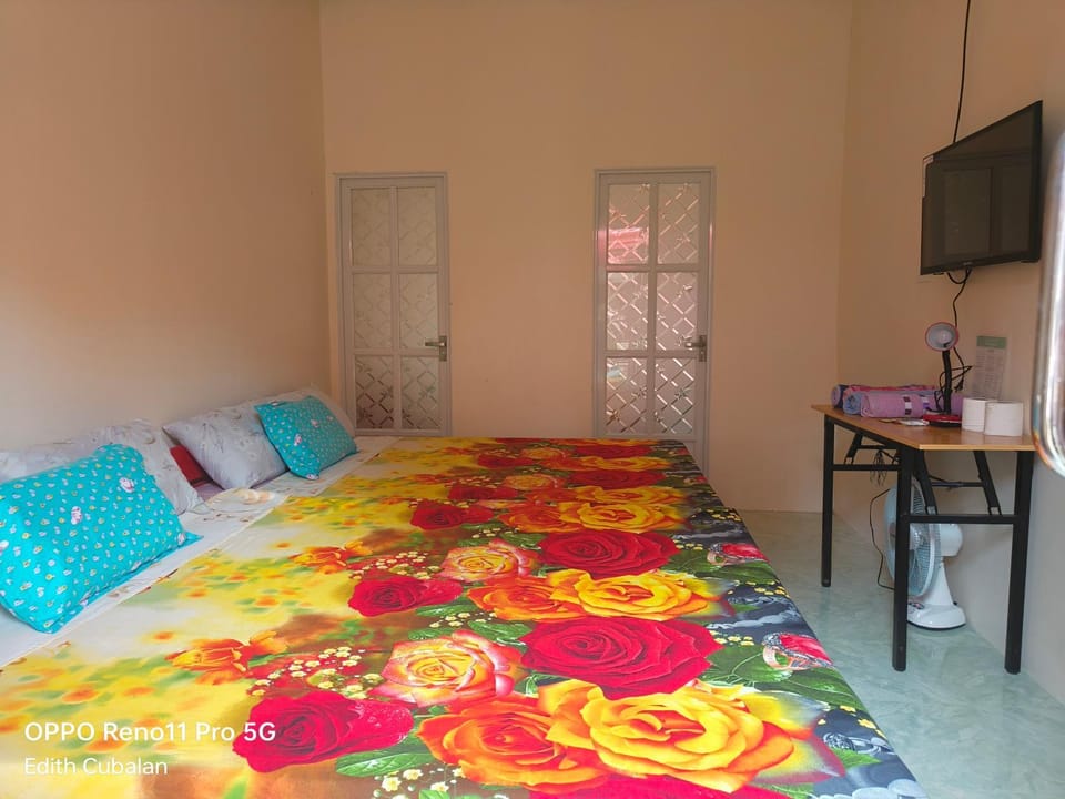 ECB Guest House Bed and Breakfast in Siquijor