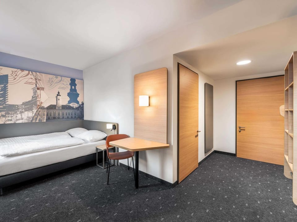 Photo of the whole room, acessibility