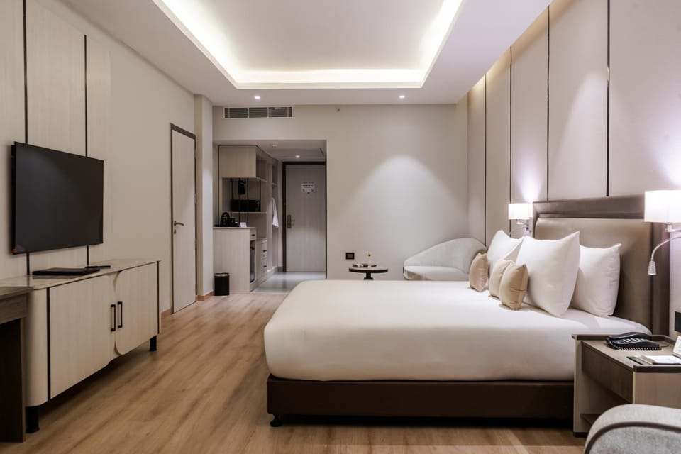 Seating area, Bedroom