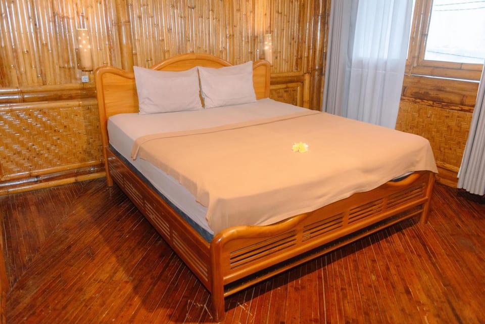 SomWhrEls Bed and Breakfast in Pekutatan
