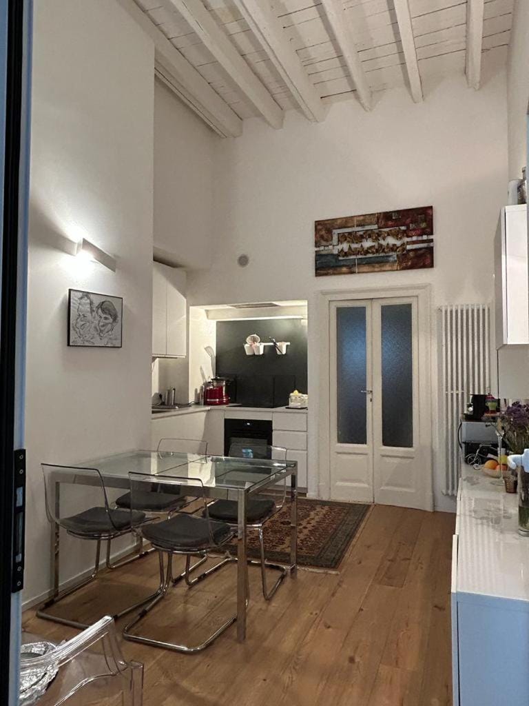 Cozy Apartment Near Bocconi Apartment in Milan