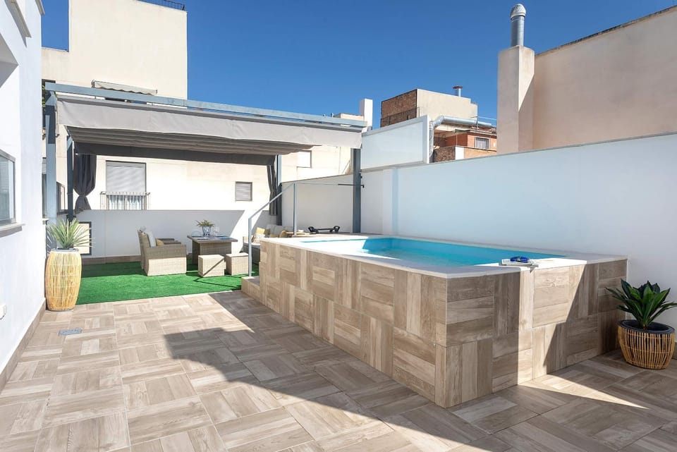 Patio, Day, Natural landscape, Pool view, Swimming pool
