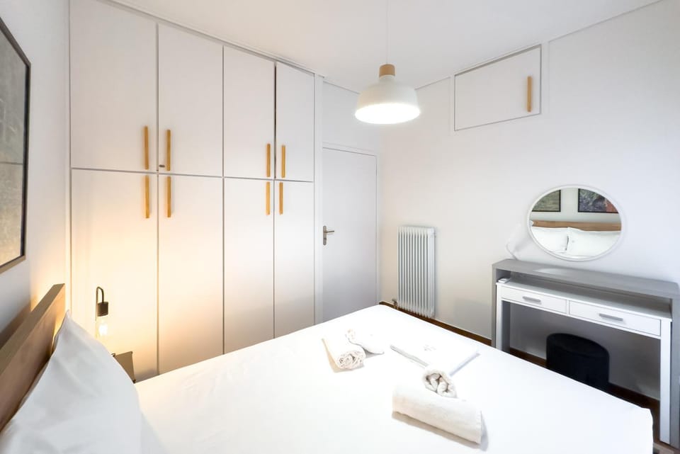 Bed, Bedroom, wardrobe