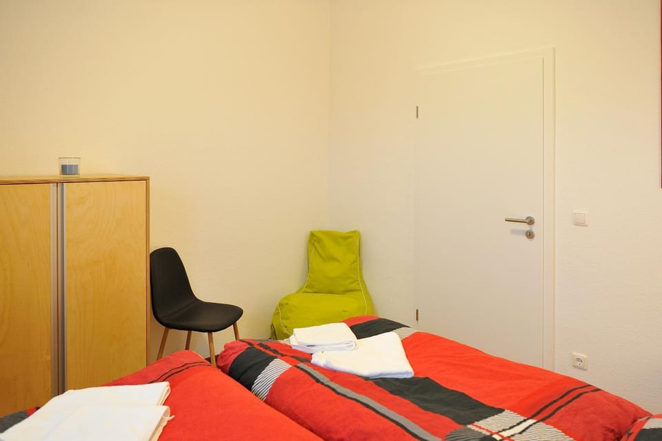 Bed, Bedroom, wardrobe