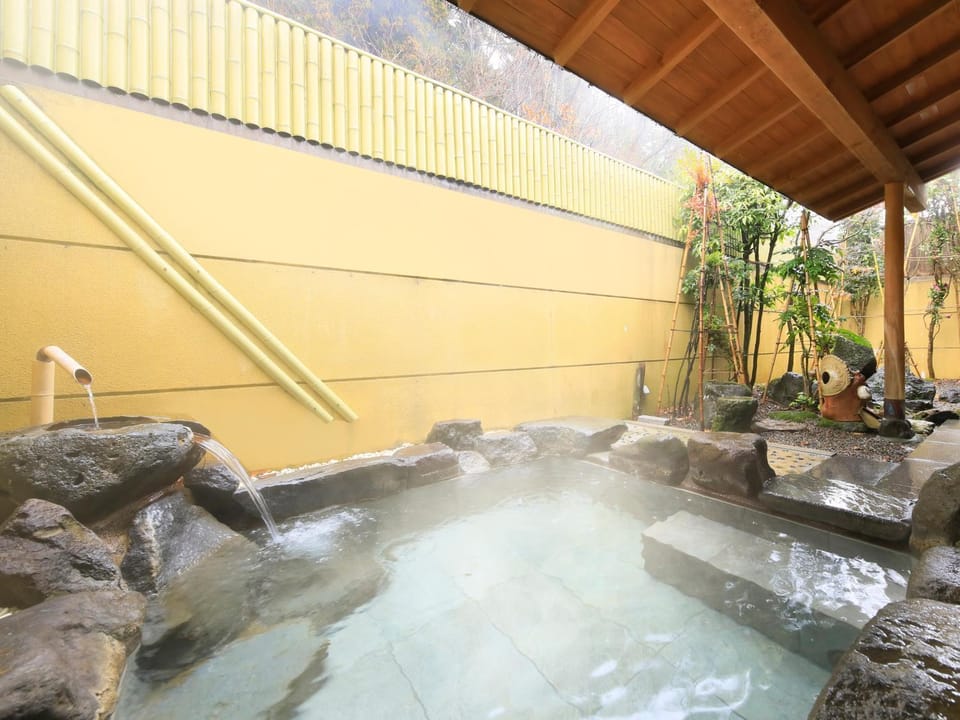 Hot Spring Bath, Open Air Bath