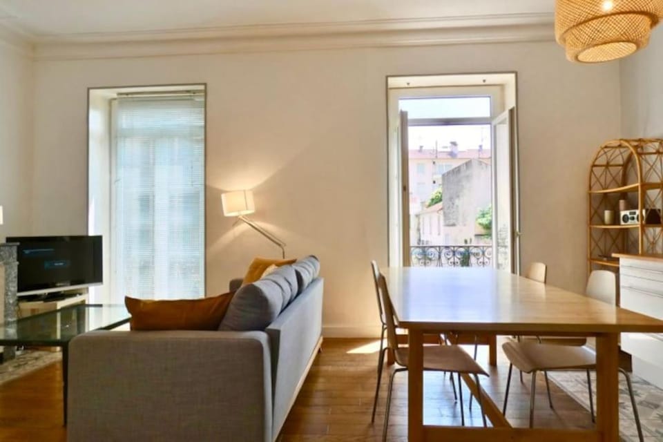 Bel appartement hausmannien à Montpellier Apartment in Montpellier