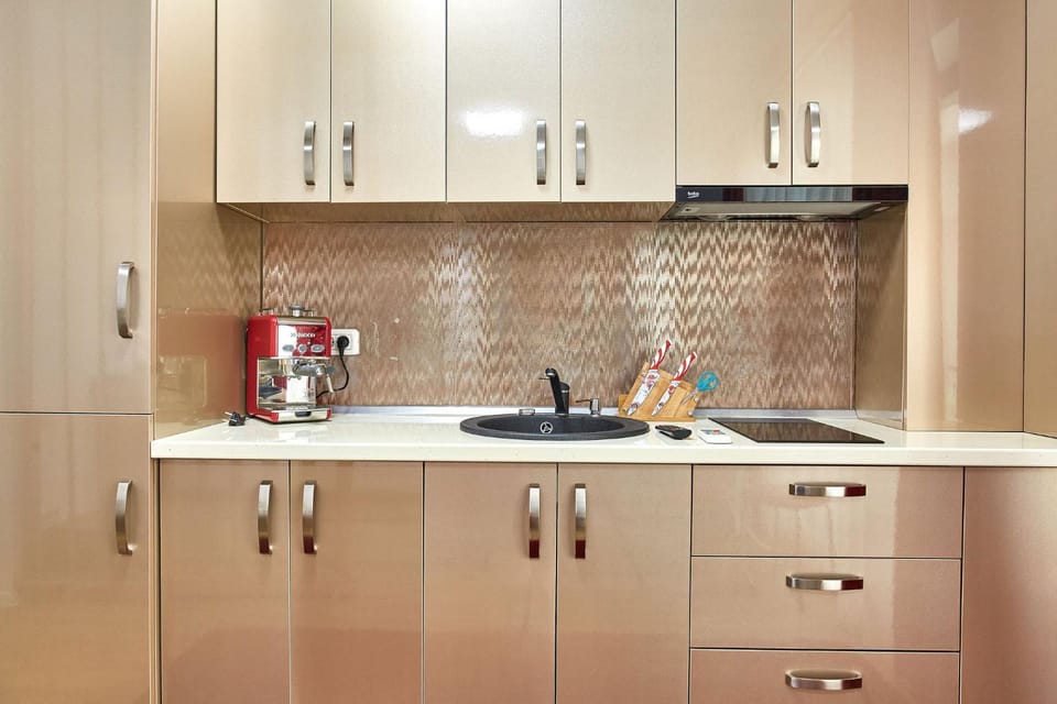 Kitchen or kitchenette, stove