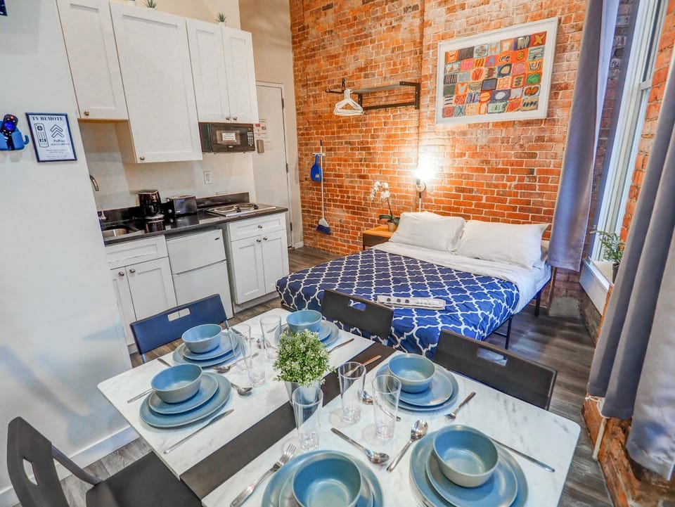 Metropolitan Studio Apartments Manhattan Apartment in Midtown