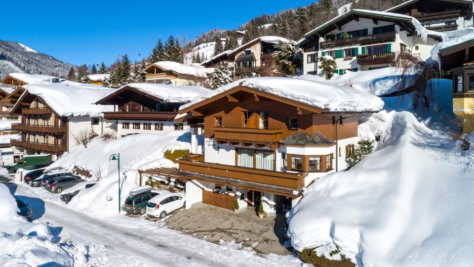 Property building, Winter