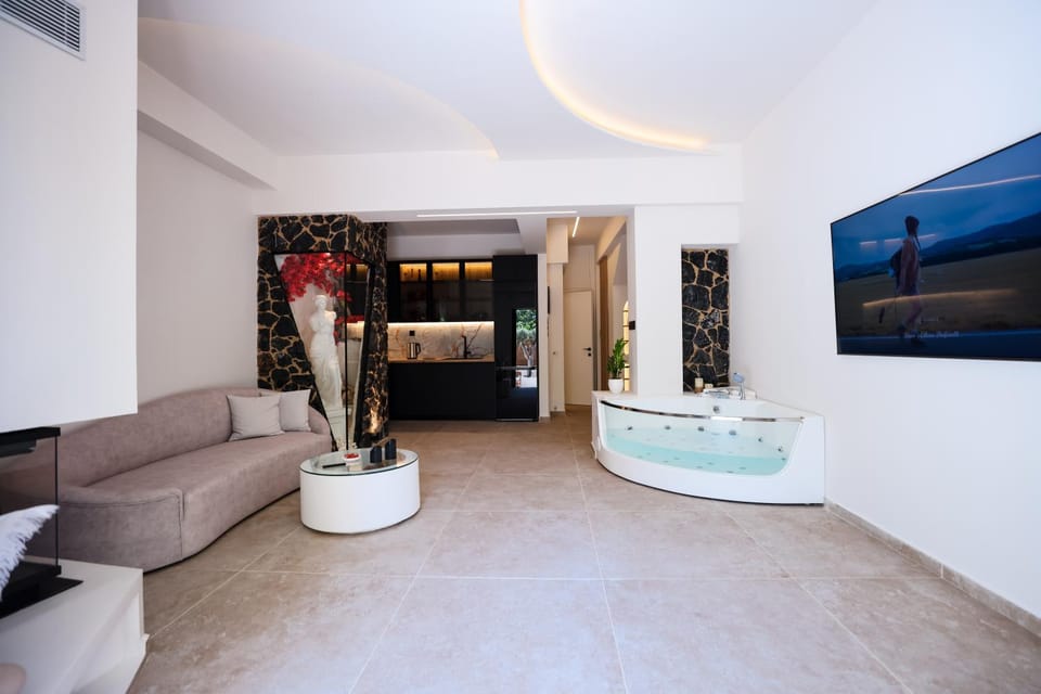 TV and multimedia, Living room, Seating area