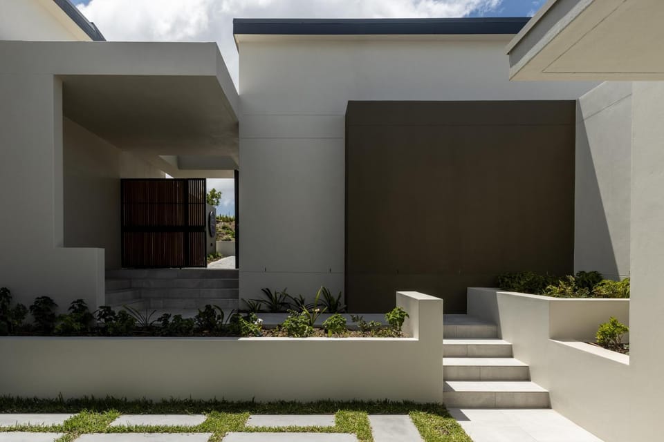 Property building, Facade/entrance