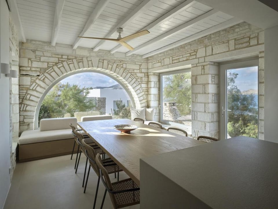 "Big Blue"Seafront Villa Naousa Paros Villa in Naousa