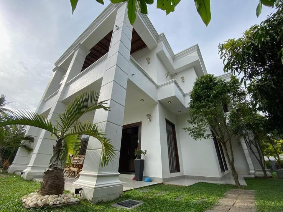 TripSila - Ragama Villa in Western Province