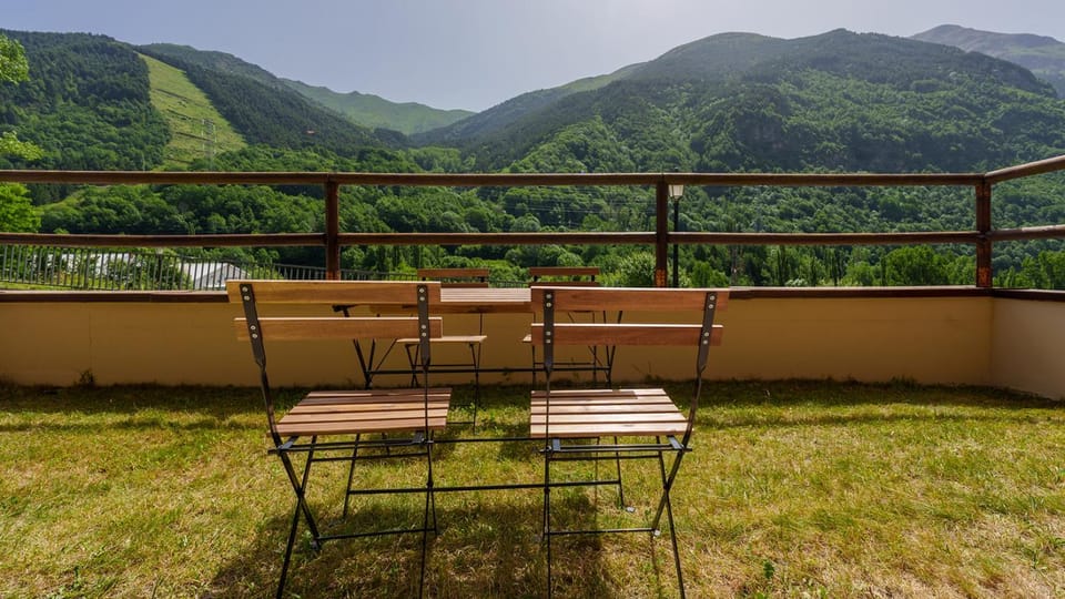 Day, Natural landscape, View (from property/room), Balcony/Terrace, Mountain view