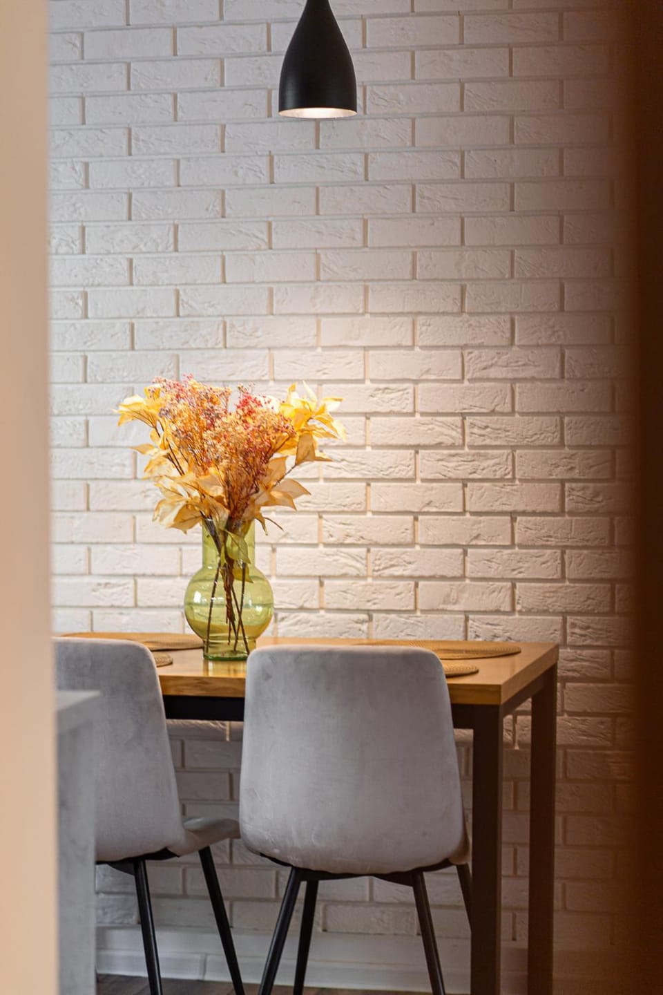 Dining area, kitchen