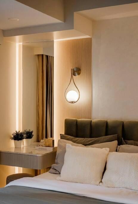 Lamour Talia Apartment in Makati